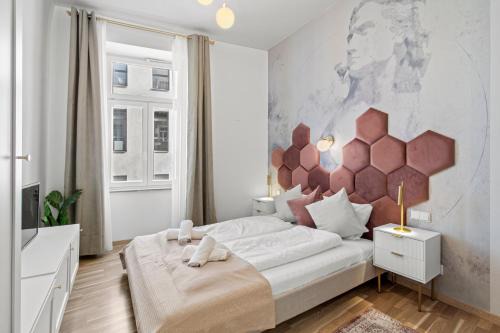 Leopoldstadt Hotel | Elegant Room Near Prater & City Center
