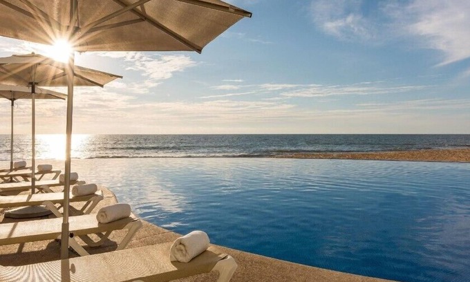 Marina Mazatlan Hotel | Elegant Studio with a Short Ride Away from Witches Beach