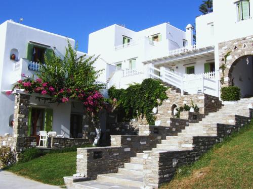 Piso Livadi Apartment | Elena Studios & Apartments
