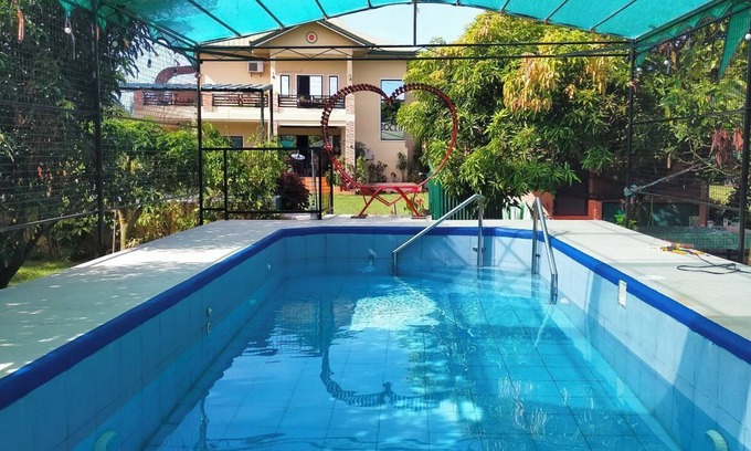 Magalang Hotel | Elenem Resort