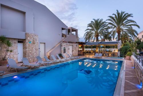 Kato Stalos Apartment | Elotis Suites