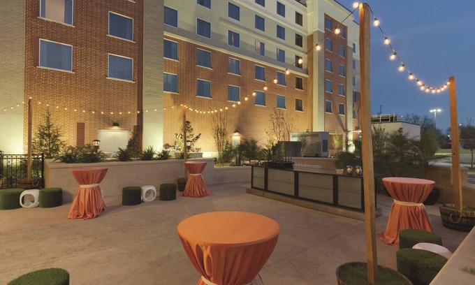Central Oklahoma City Hotel | Embassy Suites Oklahoma City Downtown/Medical Center