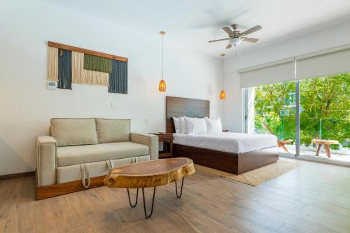 Playacar Hotel | Emerald Escape TL B103