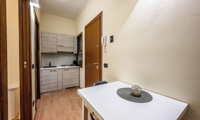 Old Town Apartment | Emilia Studios 2
