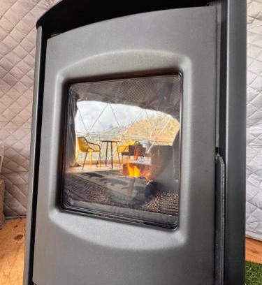 Dunlap Other | Enchanted Forest Dome ,10-15 minutes to Kings Canyons-New pellet stove for cozy warm nights
