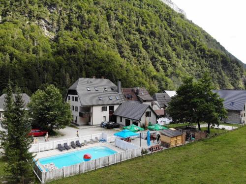 Log pod Mangartom Apartment | Encijan Apartments
