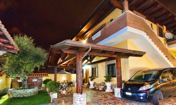 Isola Sacra House | EneaHouse