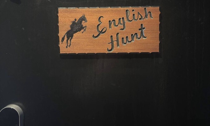 Norman Apartment | English Room at Whispering Pines Inn