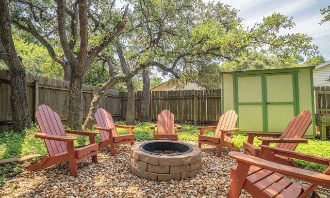 Maple Run House | Enjoy ATX - Spacious, Perfect for Families