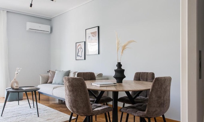 Marousi Apartment | Enjoyable 2BR Apartment in Marousi by UPSTREET