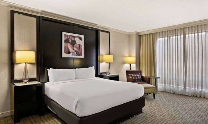 Downtown Baltimore Resort | Ensuring a Very Comfortable & Memorable Stay! Near Camden Yards, Pet-Friendly
