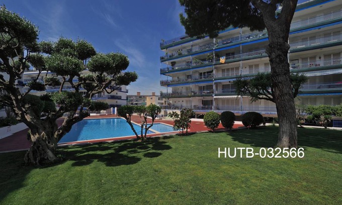 Sant Andreu de Llavaneres Apartment | 105 m² Apartment ∙ 3 bedrooms ∙ 6 guests