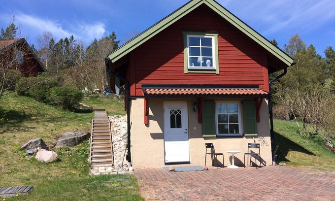 Taby House | Escape to the countryside - close to Stockholm & 2 golf courses
