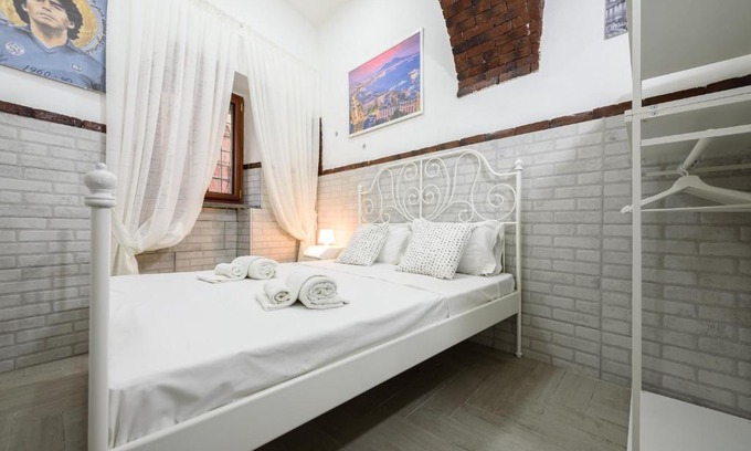 Naples City Centre Apartment | ESSE Home