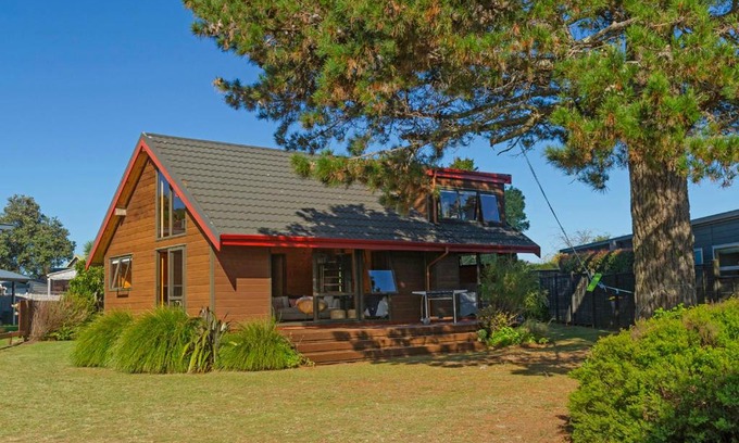 Pauanui House | Estuary Escape - Pauanui Holiday Home