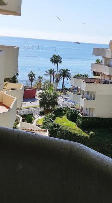 Benalmadena Costa Apartment | ESTUDIO BENALBEACH PRIMERA LINEA DE PLAYA