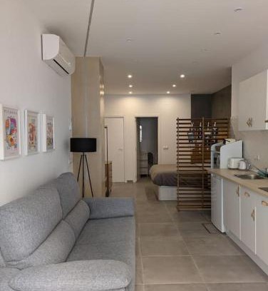 El Ejido Apartment | Estudio Capuchinos A