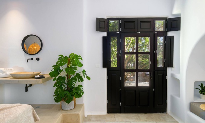 Naxos Town Apartment | Euphoria Chora Naxos Deluxe Suite