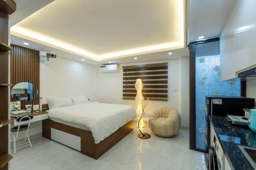 Nhat Tan Hotel | Evergreen 416 Lạc Long Quân