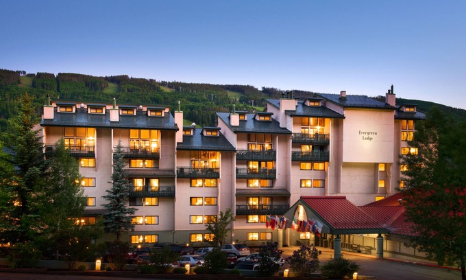 Vail Hotel | Evergreen Lodge at Vail