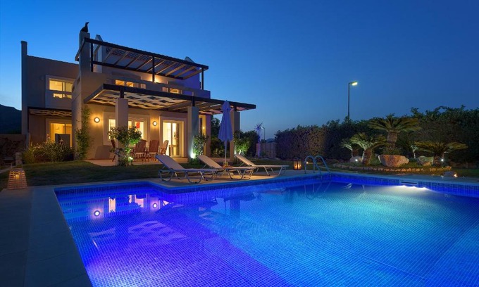 Afandou Villa | Evergreen Seaside Villa with private pool