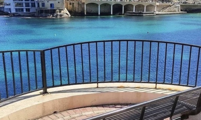 Gzira Apartment | Ewa Apt - 3-bed Near Sliema - St Julians Seafront