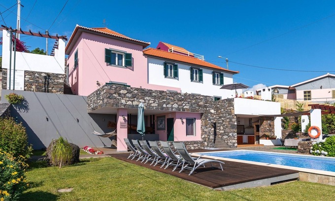 Estrela da Calheta Villa | Excellent Calheta Villa | Casa das Orquídeas | 3 Bedrooms | Country & Ocean Views