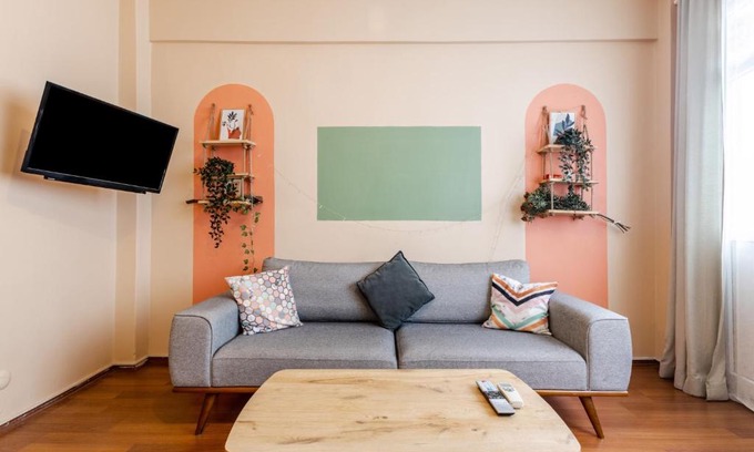 Kabatas Apartment | Excellent Flat with Balcony near Taksim Square