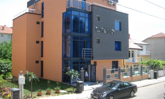 Ravda House | Excelsior Family Hotel