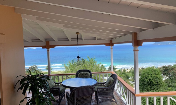 West End House | Exceptional design, spacious covered decks, super views, set in Long Bay Estate