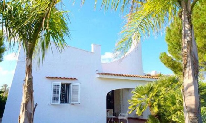 Rosa Marina House | Exclusive house with atmosphere, great medit. Garden, 200 meters from the sandy beach
