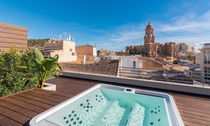 Centro Apartment | Exclusive Penthouse & terrace by ELE Apartments