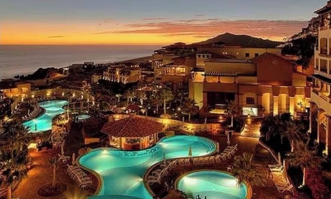 Paraiso Escondido Apartment | Executive Suite in amazing Cabo San Lucas with Ocean Views.