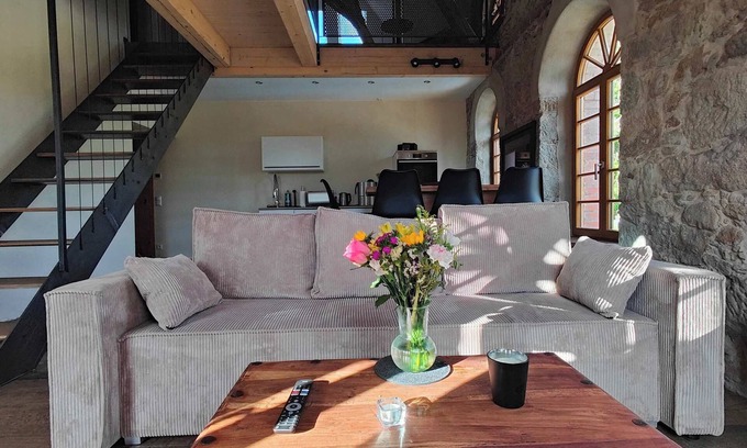 Buhlau Apartment | Exklusive Architektengaleriewohnung mit Sauna