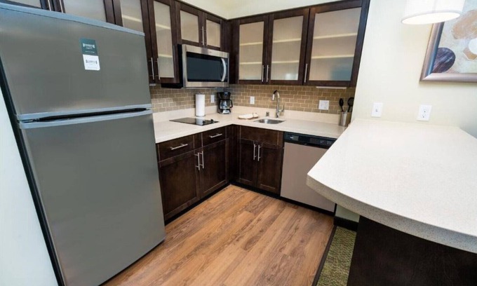 Newark House | Experience a warm and welcoming place !