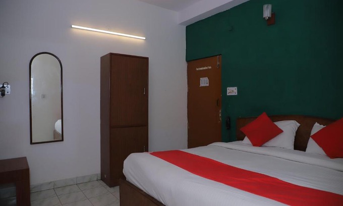 Mahipalpur Hotel | Express inn