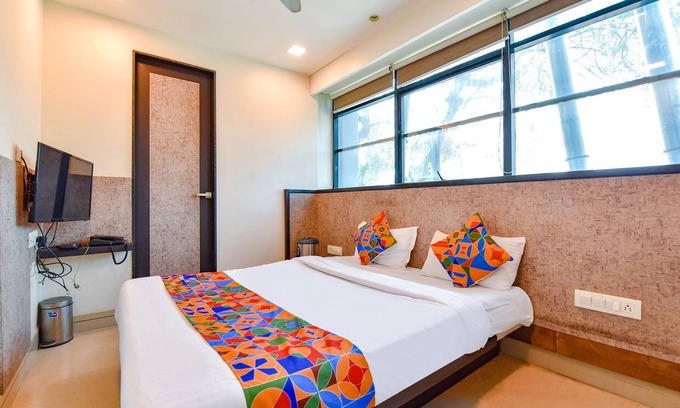 Ahmedabad Hotel | Fabexpress Anmol Palace