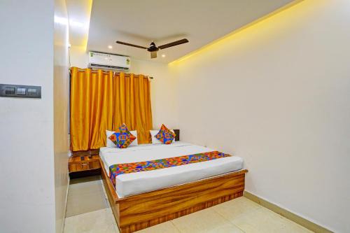 Pune Hotel | FabExpress Ashiyana