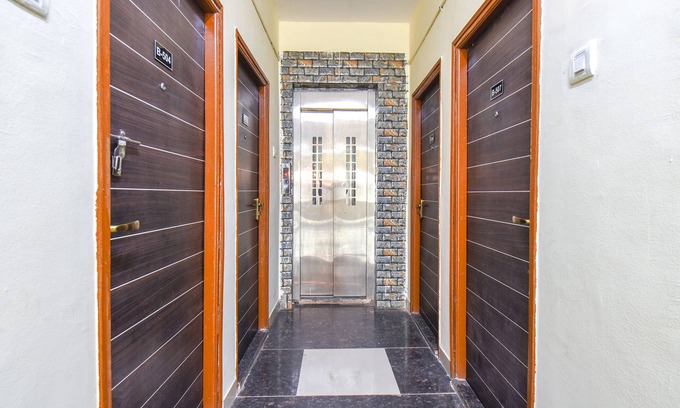 Phase 1 Hotel | Fabexpress Shri Krishna