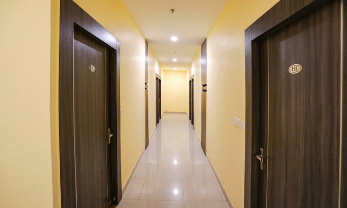 Lucknow Hotel | Fabexpress Trijal Inn