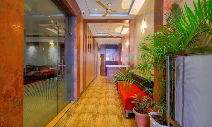 Indore Hotel | Fabhotel Pishori