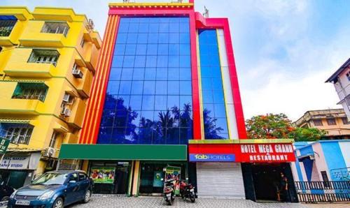 Lake Town Hotel | FabHotel The Crown Comforts