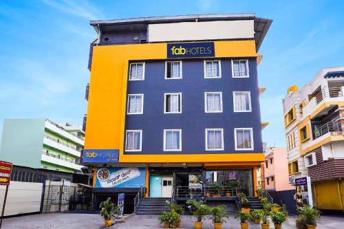 Electronics City Hotel | FabHotel VJR Electronic City