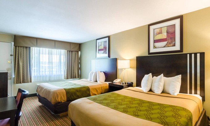 Pittsfield Hotel | FairBridge Inn Express
