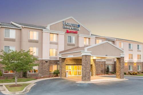 Columbus Hotel | Fairfield Inn & Suites by Marriott Columbus