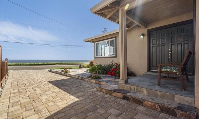 Westside Santa Cruz House | Fall Available Ocean Front, Family house Santa Cruz on West Cliff