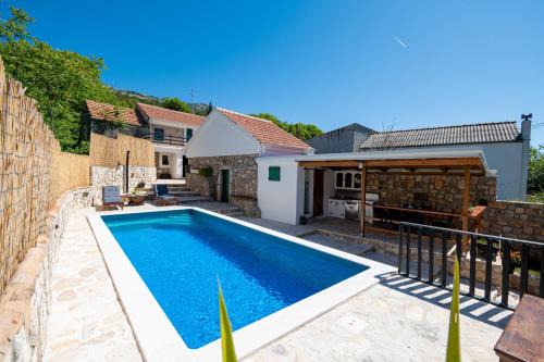 Seline House | Family friendly house with a swimming pool Seline, Paklenica - 23248
