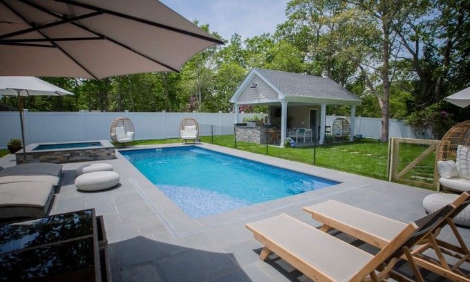 Edgartown House | FAMILY FRIENDLY VACATION HOMEn