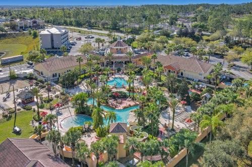 Regal Palms House | Family Palms Place