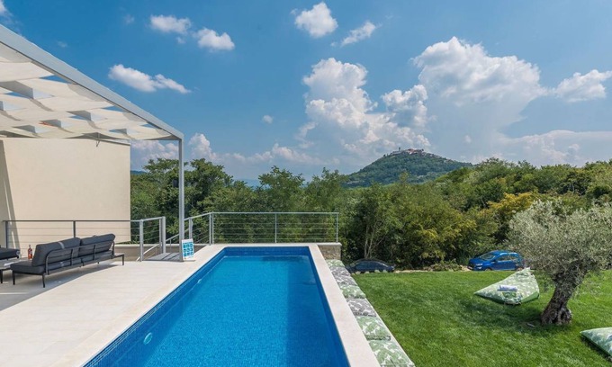 Brkac House | Family Villa Monvue